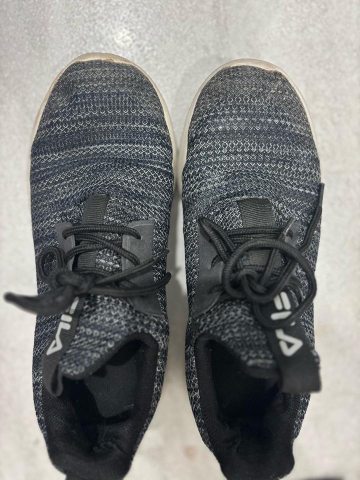 Кроссовки Fila 37