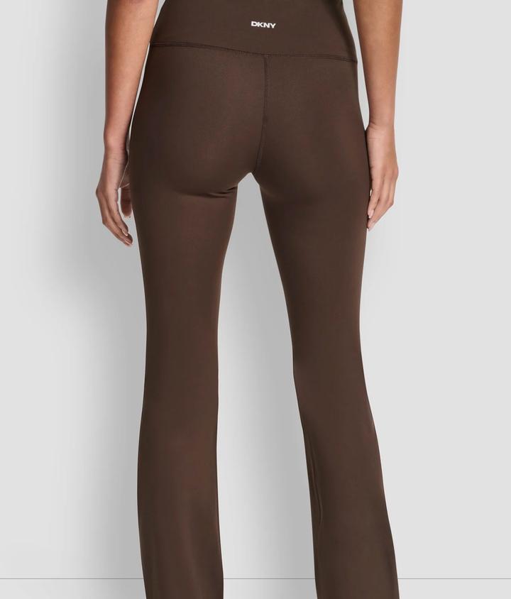 DKNY