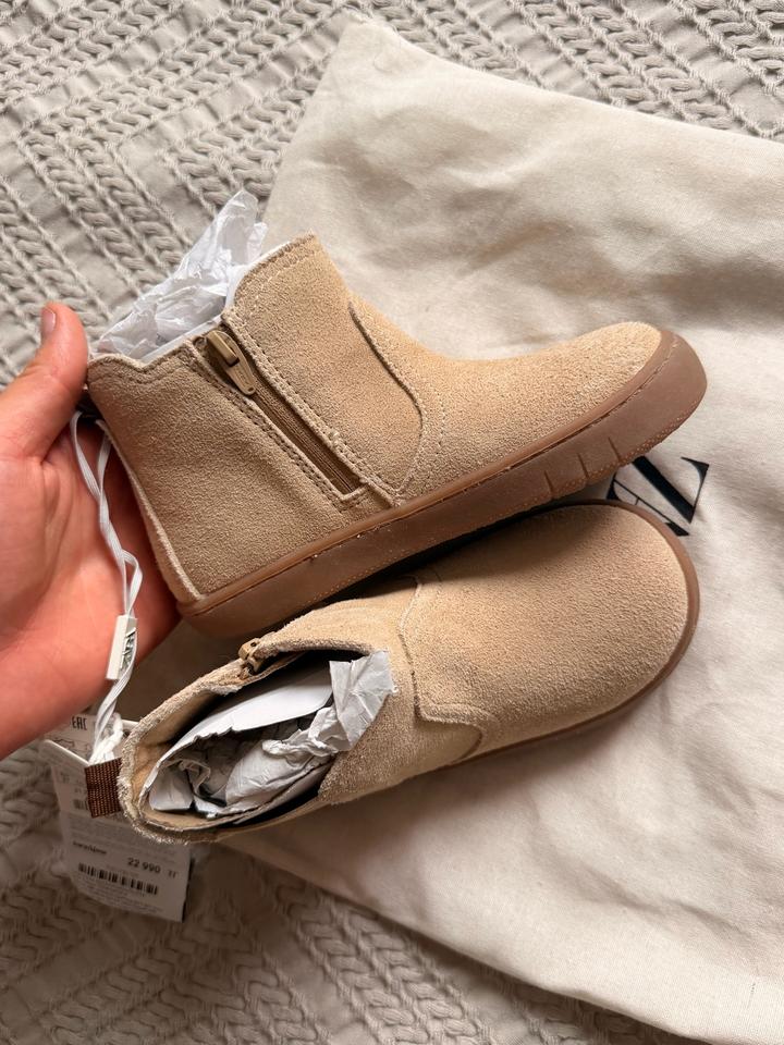 Детские ботинки ZARA