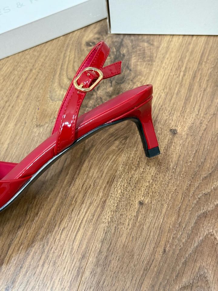 Charles & Keith