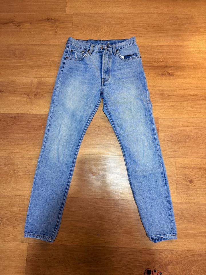 Джинсы скинни Levi's w26 l30