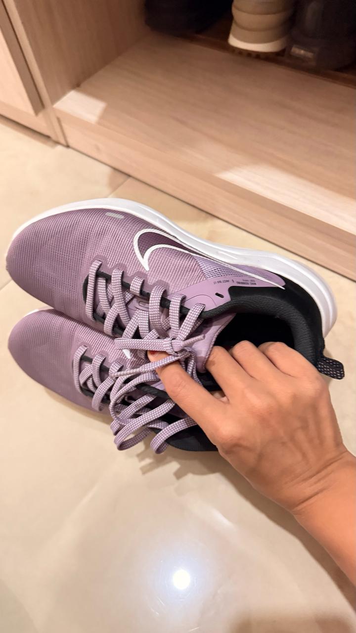 Кроссовки Nike