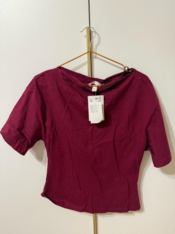 H&M Футболка приталенная HM