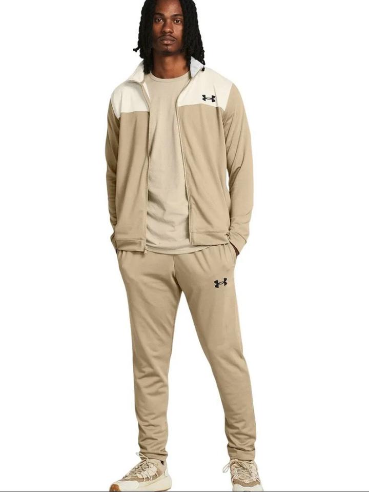 Спортивный костюм Under Armour