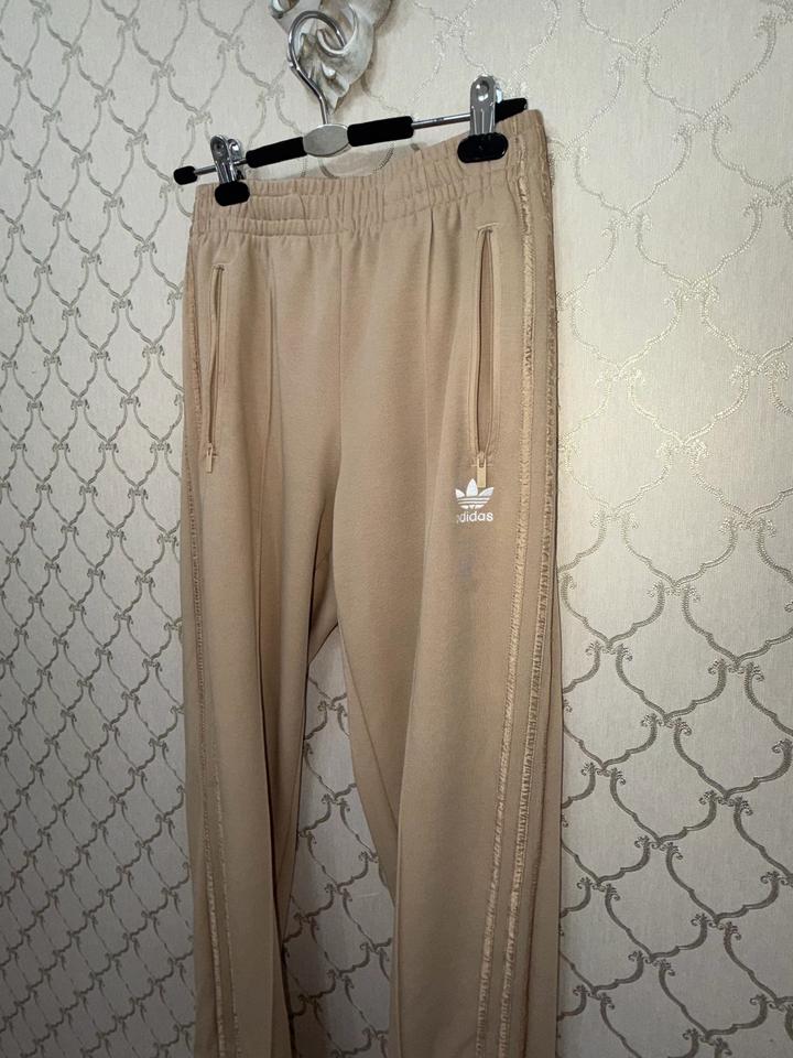 Спортивные брюки adidas