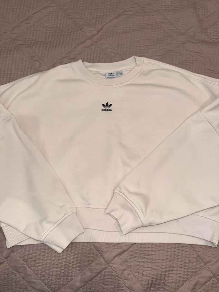 Свитшот adidas