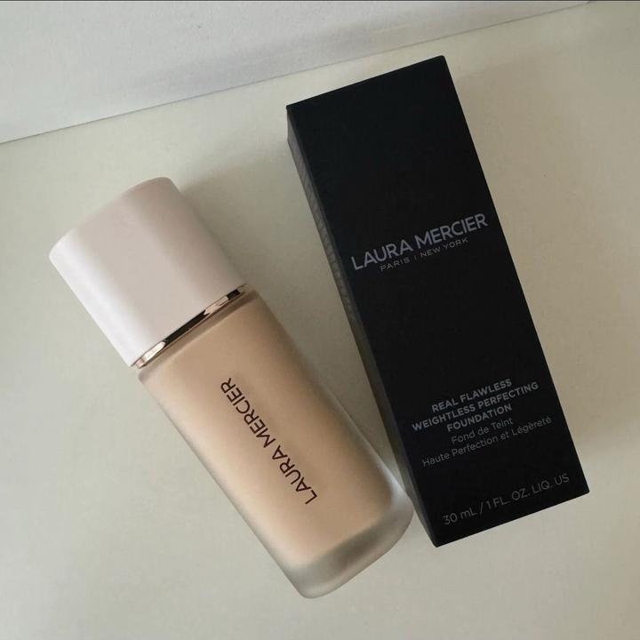LAURA MERCIER Real Flawless тональный крем