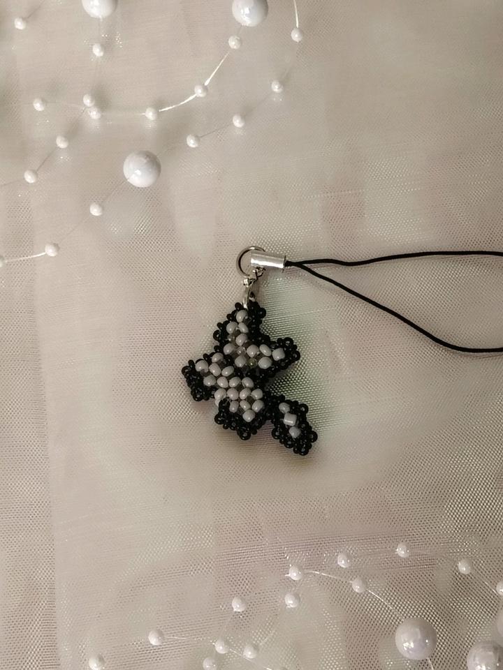 Handmade (ручная работа) Брелок мз бисера «серый котёнок»