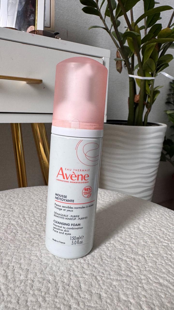 Avene Очищающая пенка