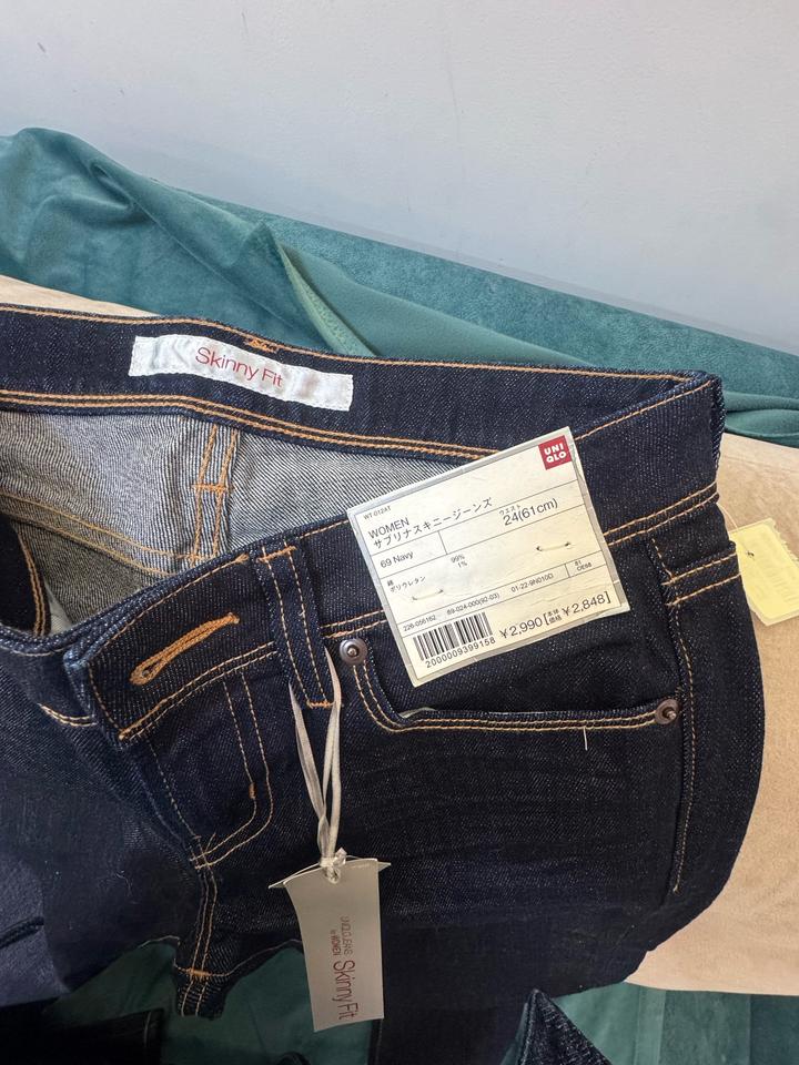 Джинсы UNIQLO скинни новые с бирками