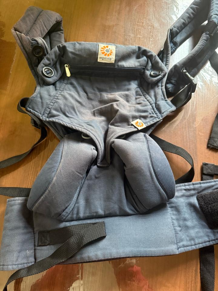 Ergobaby эргорюкзак