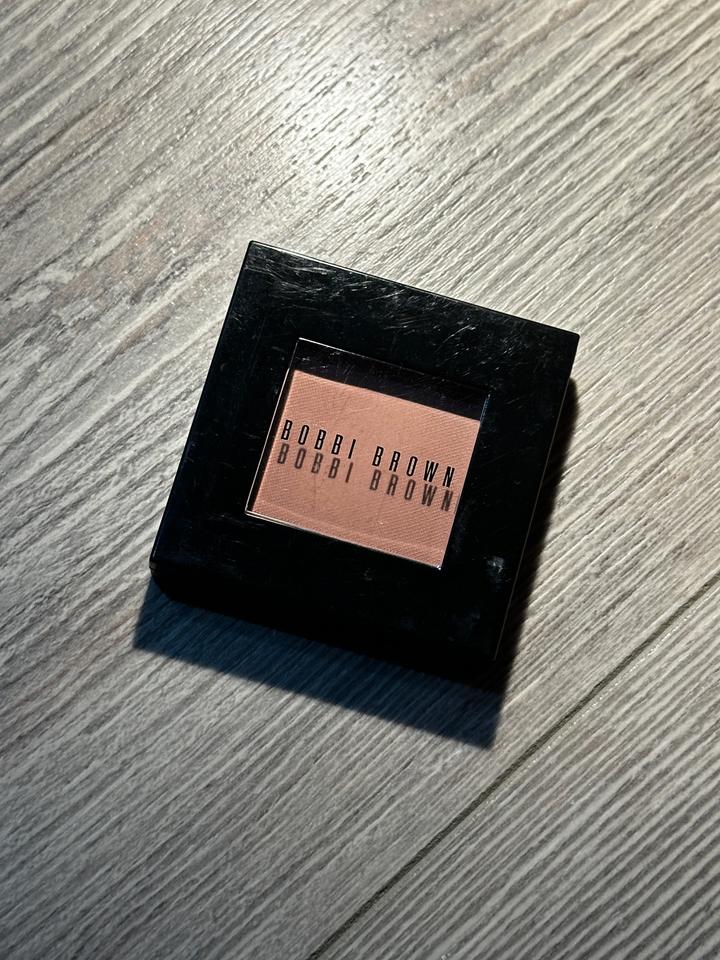 Bobbi Brown