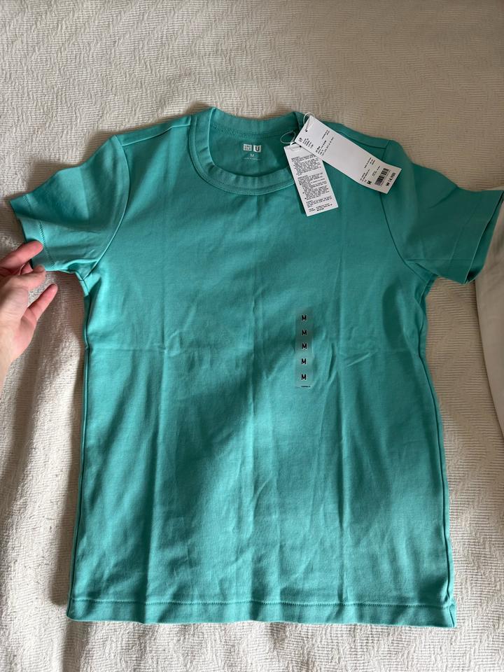 Футболка Uniqlo