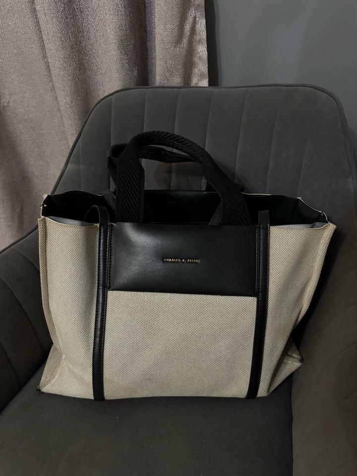 Сумка-шопер Charles & Keith