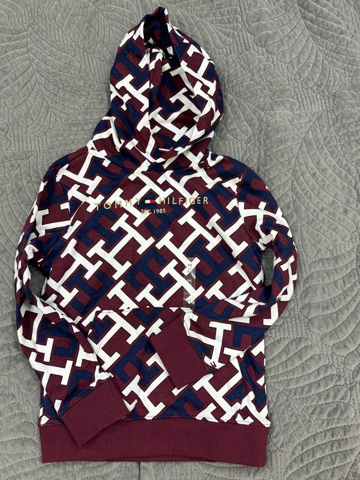 Tommy Hilfiger