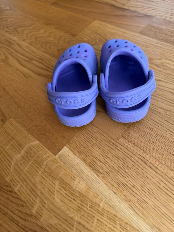 Crocs