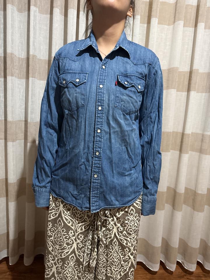 Джинсовая рубашка Levi's
