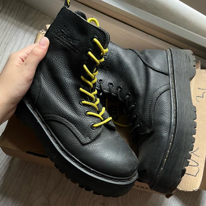 Dr. Martens
