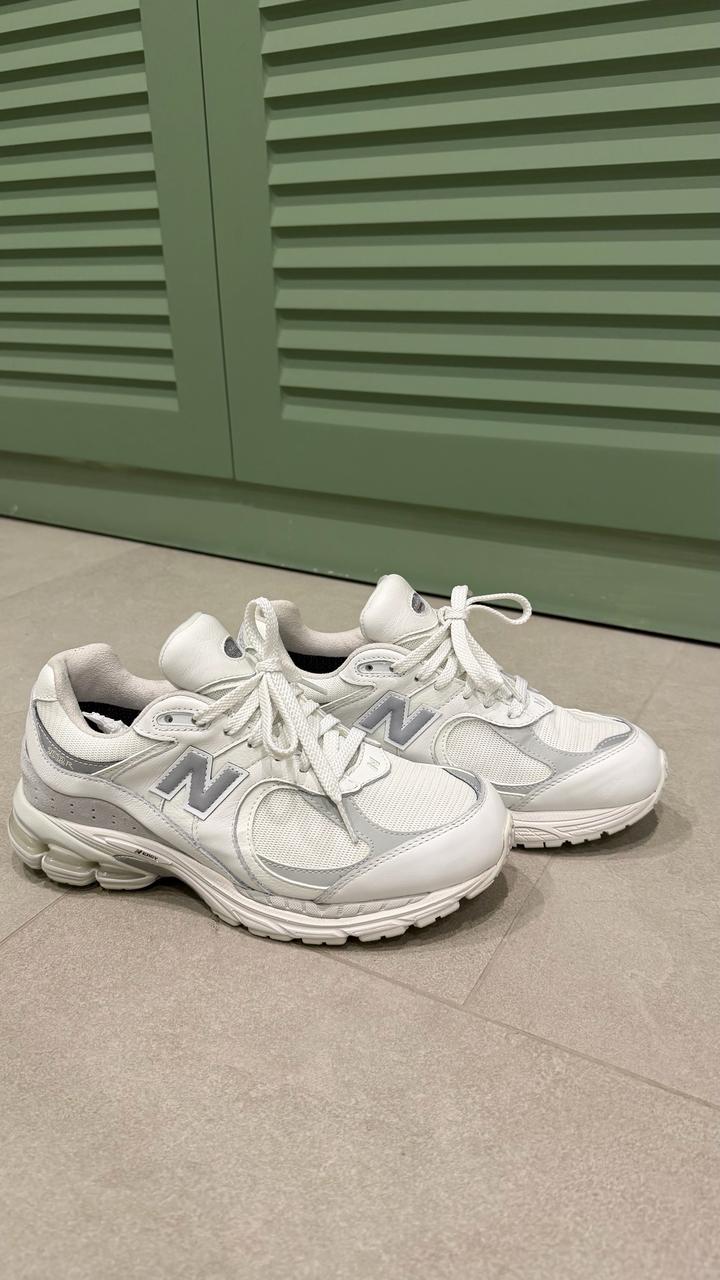 Кроссовки New Balance 2002R