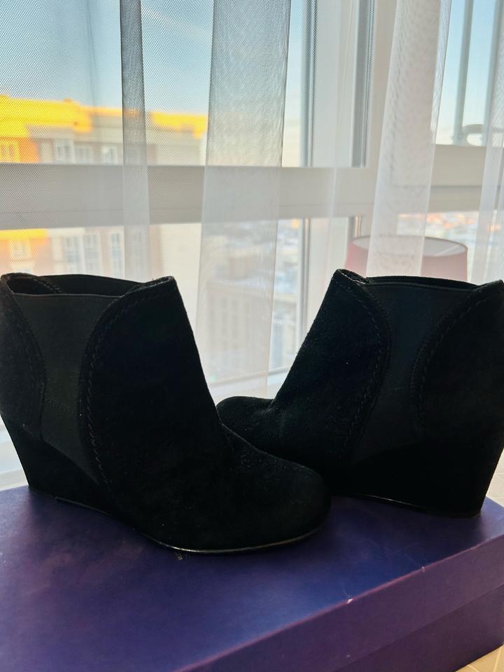 Stuart Weitzman
