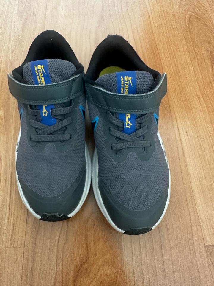 Nike