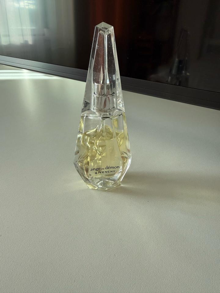 Парфюмерная вода Givenchy Ange ou Démon Le Secret