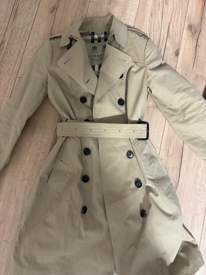 Плащ Burberry Sandringham Long Beachamig