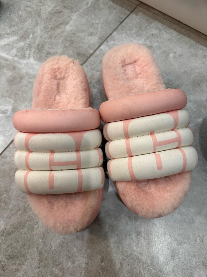 UGG