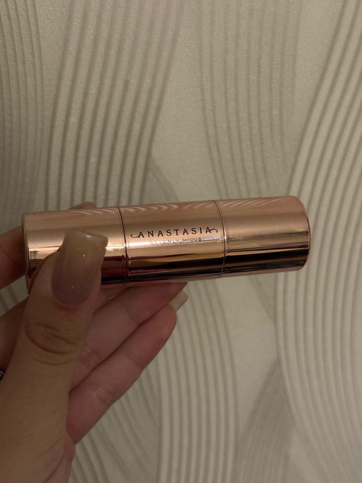 Anastasia Beverly Hills
