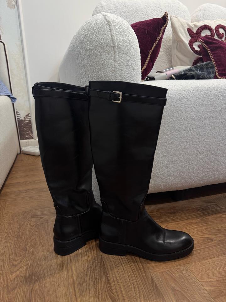 Женские сапоги Zara