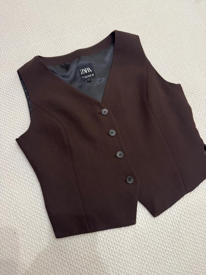 Жилет ZARA