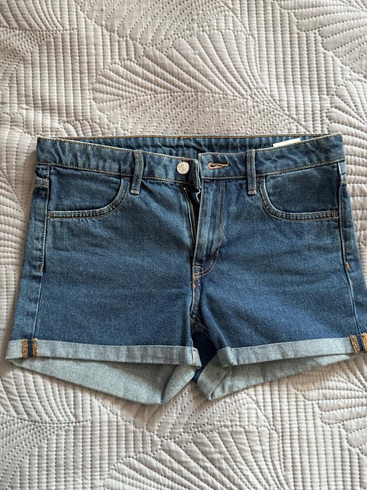 H&M