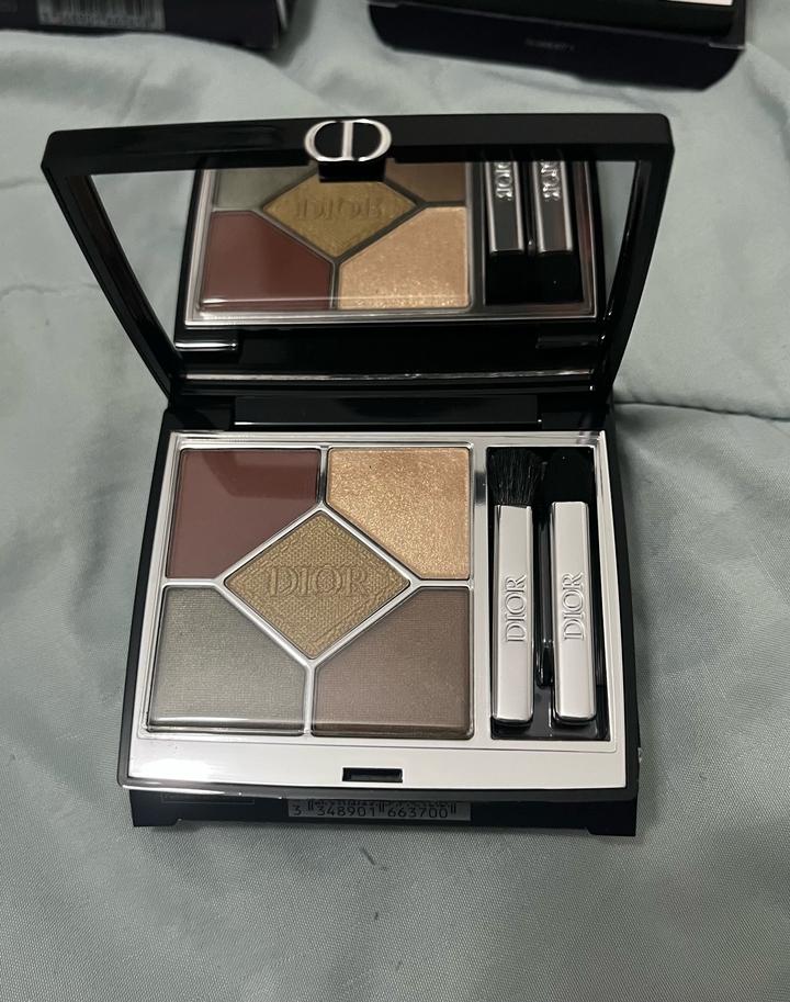 Палетка теней Dior в оттенке 343 Хаки оригинал