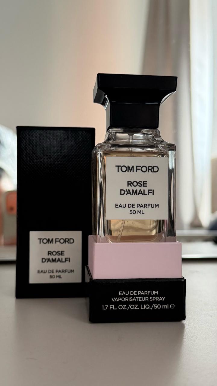 TOM FORD Rose D'Amalfi парфюмерная вода 50 мл