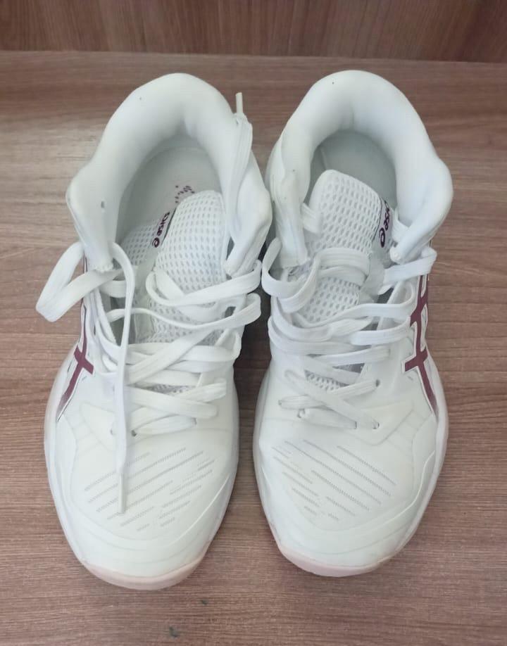 Кроссовки Asics