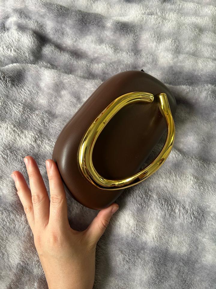 Нет бренда