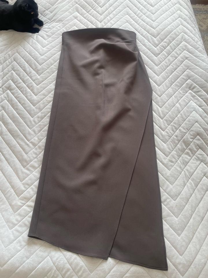 Продам юбку миди Zara S размер