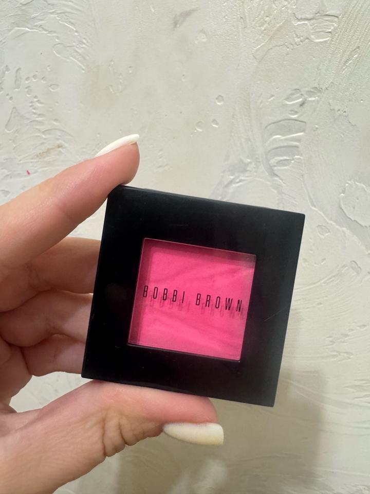 Bobbi Brown