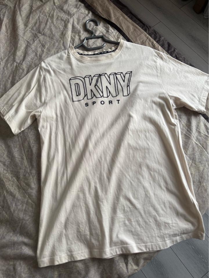 DKNY