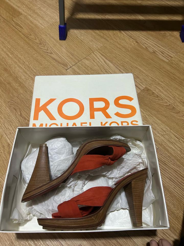 Michael Kors