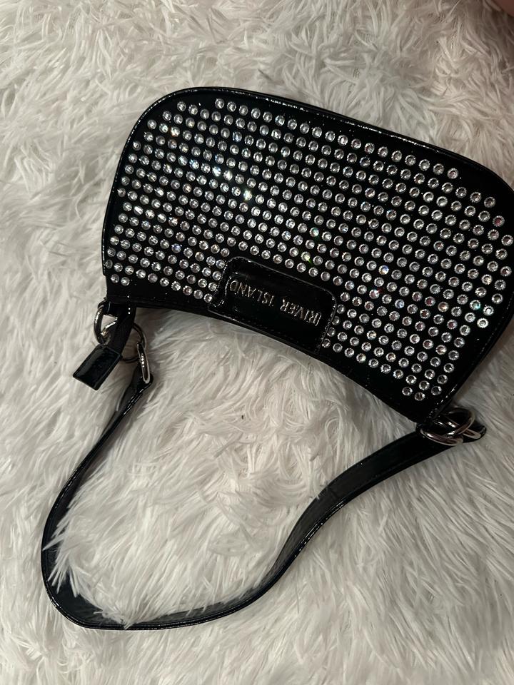 River Island