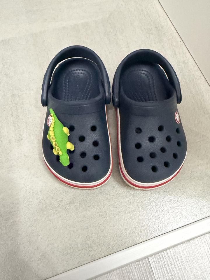 Crocs