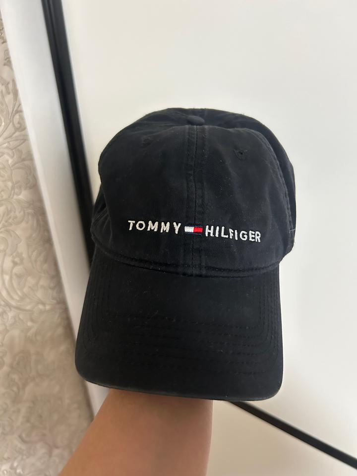 Tommy Hilfiger