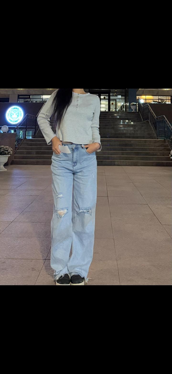 Uniqlo Женские джинсы