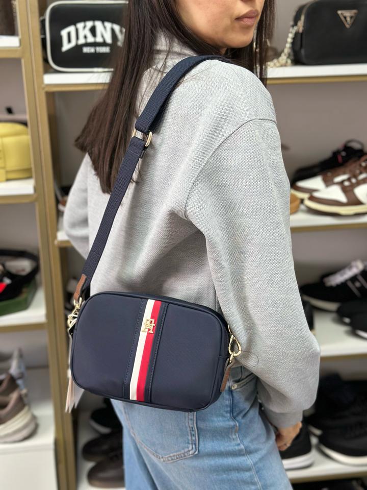 Сумка кроссбоди Tommy Hilfiger