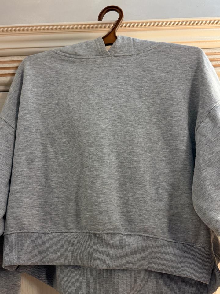 Bershka толстовка с начесом капюшоном
