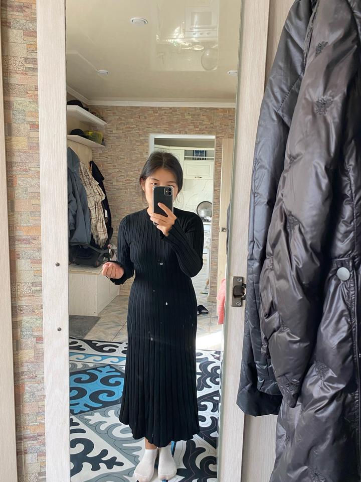 Loreta Трикотажное платье в рубчик