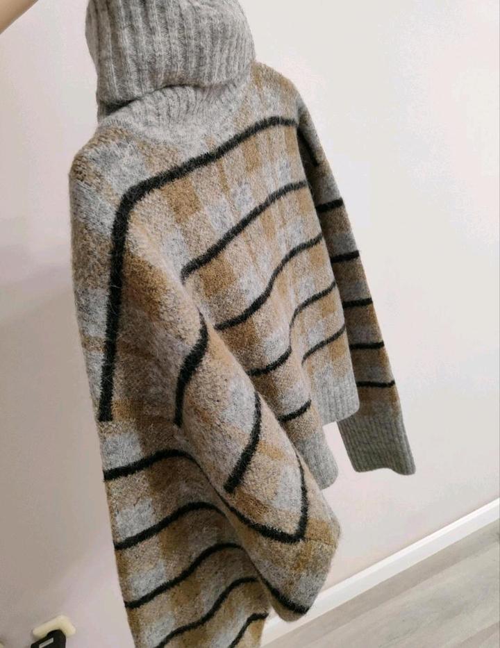 Свитер укороченный Zara