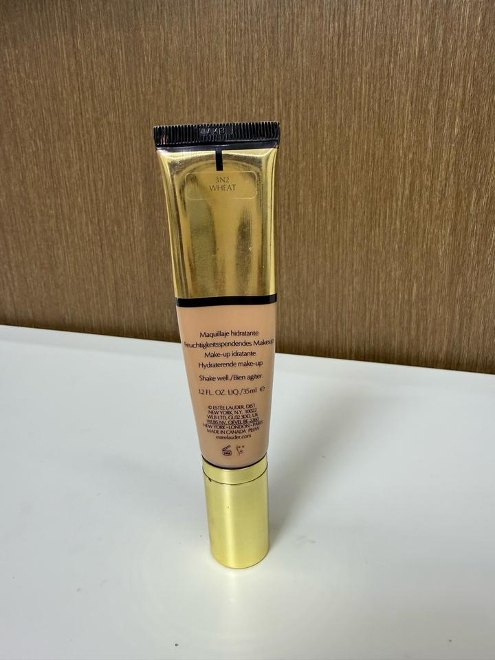 Estée Lauder Тональный крем Estee Lauder Futurist Hydra Rescue 3N2 Wheat