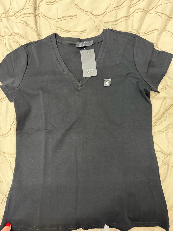 Футболка Armani Exchange